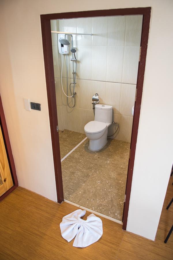 Sea Stone Hotel Nakhon Si Thammarat Habitación foto